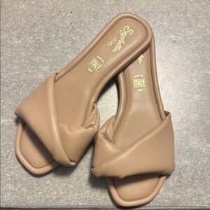 Seychelles Women's Tan Sandals